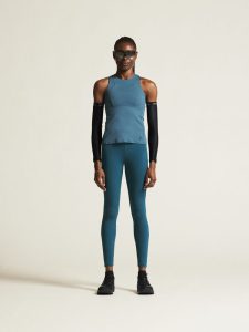 1914695-629000_ADV20Tone20Singlet20W_closeup1