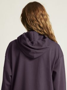 1914700-499000_ADV20Join20Long20Hoodie20W_closeup7