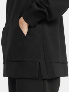 1914700-999000_ADV20Join20Long20Hoodie20W_closeup4
