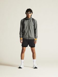 1914704-647000_ADV20Join20Windbreaker20M_closeup1