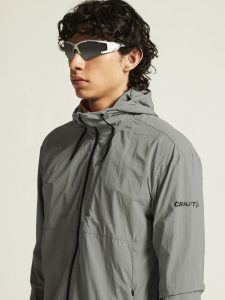 1914704-647000_ADV20Join20Windbreaker20M_closeup5