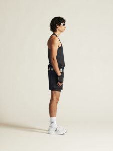 1914713-999000_ADV20Essence20Singlet20220M_closeup2