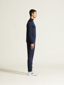 1914758-390000_Evolve20220Half20zip20M_closeup2