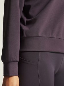 1914770-499000_ADV20Join20RN20Sweatshirt20W_closeup7