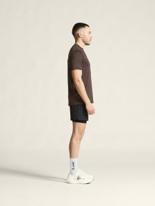 1914792-286000_ADV20Essence20SS20Tee20220M_closeup2