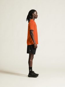 1914792-573000_ADV20Essence20SS20Tee20220M_closeup2