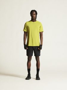 1914792-628000_ADV20Essence20SS20Tee20220M_closeup1