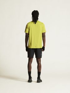 1914792-628000_ADV20Essence20SS20Tee20220M_closeup3