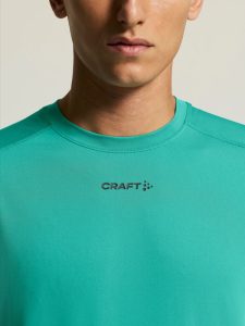1914792-6420_ADV20Essence20SS20Tee20220M_closeup6