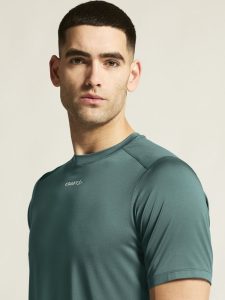 1914792-6610_ADV20Essence20SS20Tee20220M_closeup5