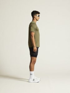1914792-664000_ADV20Essence20SS20Tee20220M_closeup2
