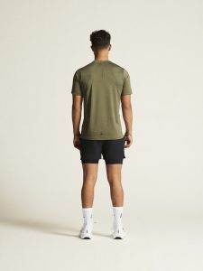 1914792-664000_ADV20Essence20SS20Tee20220M_closeup3
