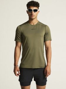 1914792-664000_ADV20Essence20SS20Tee20220M_closeup4