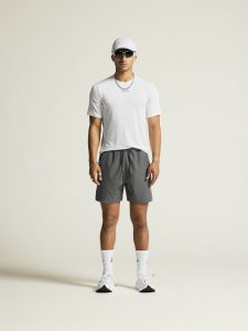 1914792-900000_ADV20Essence20SS20Tee20220M_closeup1