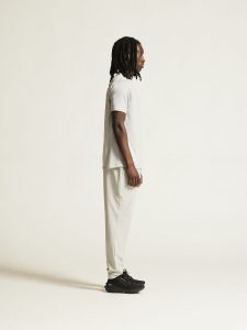 1914792-922000_ADV20Essence20SS20Tee20220M_closeup2