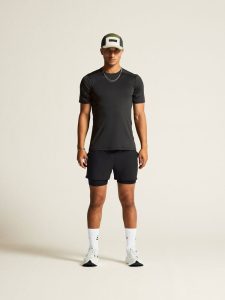 1914792-985000_ADV20Essence20SS20Tee20220M_closeup1