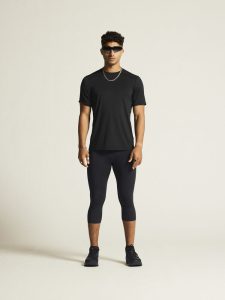 1914792-999000_ADV20Essence20SS20Tee20220M_closeup1
