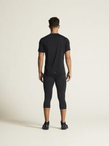 1914792-999000_ADV20Essence20SS20Tee20220M_closeup3
