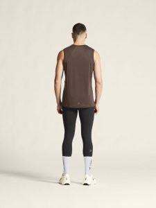 1914794-286000_ADV20Essence20SL20Tee20220M_closeup3