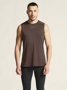 1914794-286000_ADV20Essence20SL20Tee20220M_closeup4