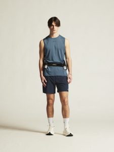 1914794-376000_ADV20Essence20SL20Tee20220M_closeup1