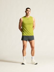 1914794-6280_ADV20Essence20SL20Tee20220M_closeup1