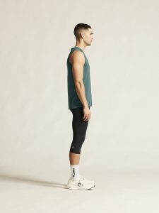 1914794-6610_ADV20Essence20SL20Tee20220M_closeup2