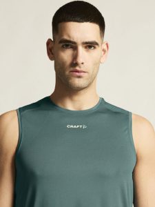 1914794-6610_ADV20Essence20SL20Tee20220M_closeup5
