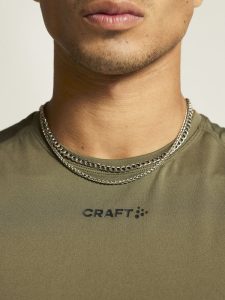 1914794-664000_ADV20Essence20SL20Tee20220M_closeup6