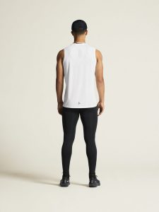 1914794-900000_ADV20Essence20SL20Tee20220M_closeup3