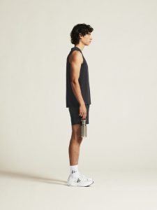 1914794-999000_ADV20Essence20SL20Tee20220M_closeup2