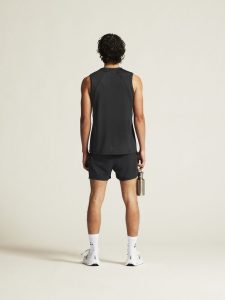 1914794-999000_ADV20Essence20SL20Tee20220M_closeup3