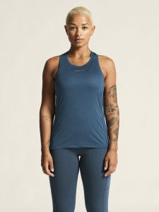 1914796-378000_ADV20Essence20Singlet20220W_closeup4