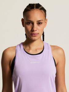 1914796-7280_ADV20Essence20Singlet20220W_closeup5