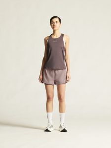 1914796-7880_ADV20Essence20Singlet20220W_closeup1