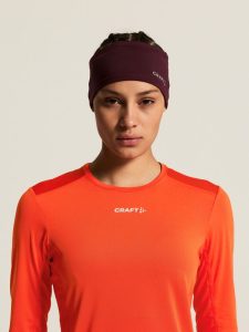 1914797-5770_ADV20Essence20LS20Tee20220W_closeup5