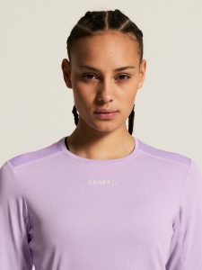 1914797-7280_ADV20Essence20LS20Tee20220W_closeup5