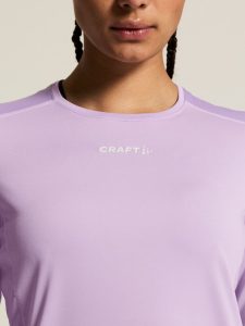 1914797-7280_ADV20Essence20LS20Tee20220W_closeup6