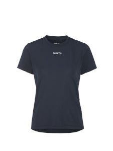 1914798-396000_ADV_Essence_SS_Tee_2_W_Front