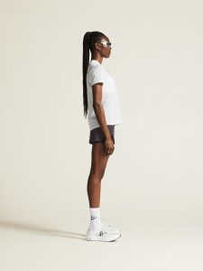 1914798-900000_ADV20Essence20SS20Tee20220W_closeup2