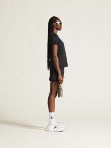 1914798-999000_ADV20Essence20SS20Tee20220W_closeup3