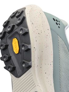 1915028-626685_Ultra20Trail20220W_Detail2