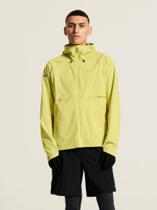1915133-5010_PRO20Hydro20Jacket20320M_closeup4