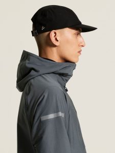 1915133-958G_PRO20Hydro20Jacket20320M_closeup6