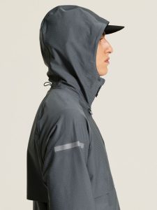 1915133-958G_PRO20Hydro20Jacket20320M_closeup9