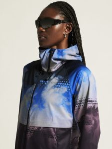 1915135-499007_PRO20Hydro20Jacket20320W_closeup5