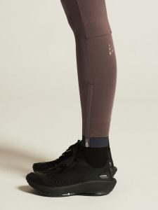 1915149-286000_PRO20Trail20Tights20220W_closeup7
