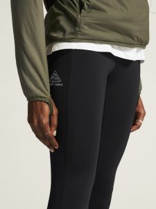 1915149-999000_PRO20Trail20Tights20220W_closeup5