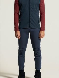 1915159-3980_Nordic20Race20Wind20Tights20220M_closeup4