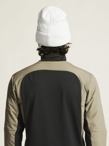1915160-237000_ADV20Nordic20Training20Insulate20Jacket20M_closeup7